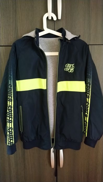 Casaco dupla face. 10-12 anos