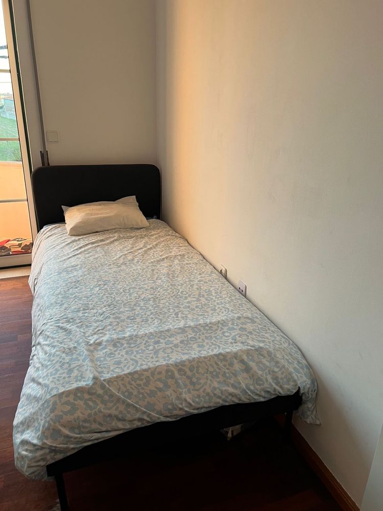 2 camas solteiras com apenas 5 meses de uso