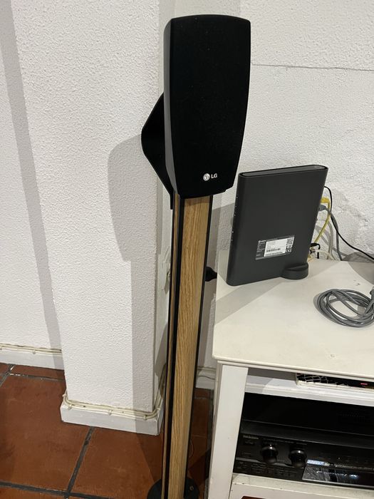 Colunas LG 5.1 com subwoofer
