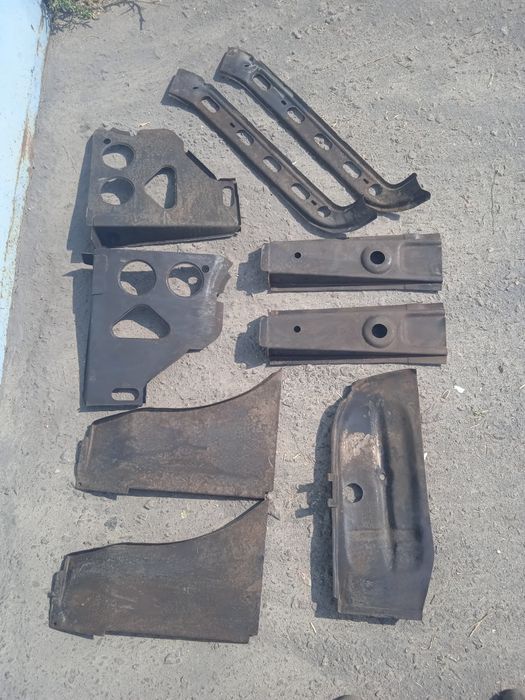 Ваз 01 -07 . подомкратник  с лонжероном (клюшка)