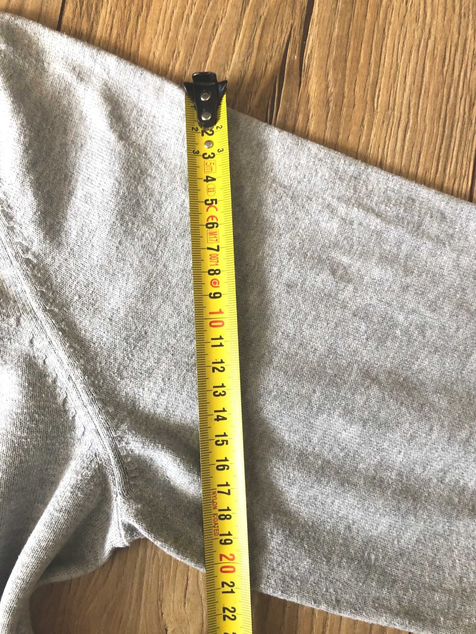 Sweter męski Hugo Boss r.L jasny szary 45 zł