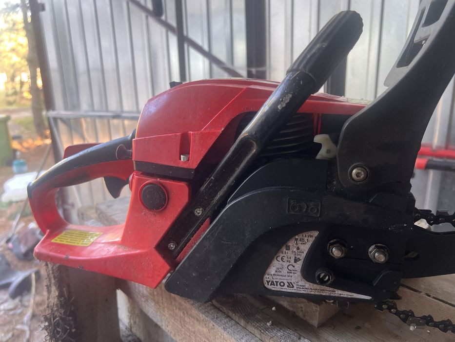 Pilarka spalinowa yato yt-84901 uszkodzona