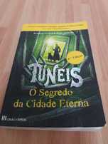 Livro: Túneis - O Segredo da Cidade Eterna