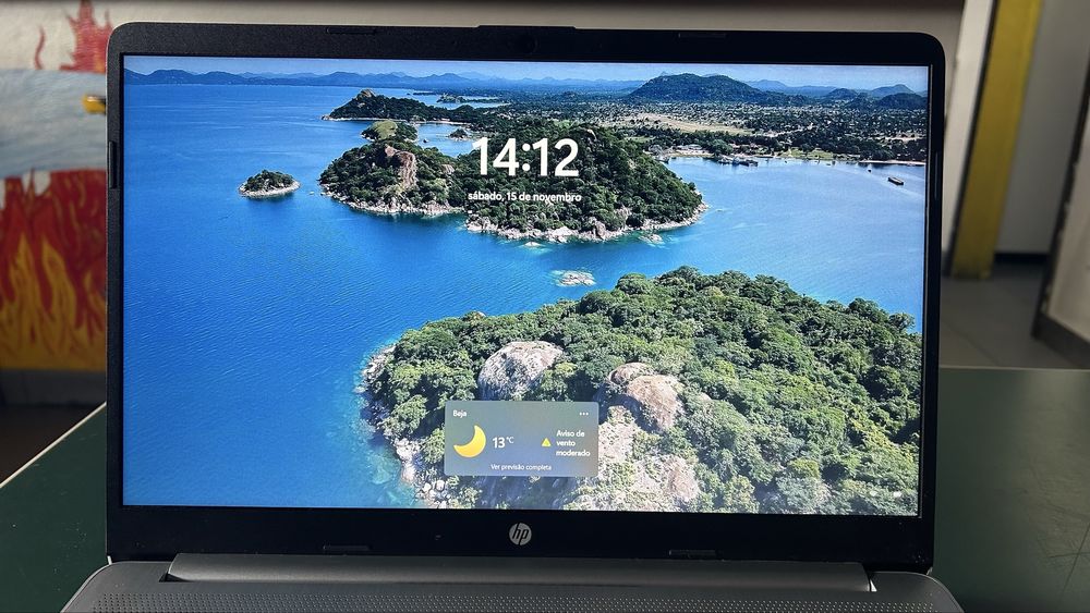 Vendo Laptop HP 15s-eq1xxx