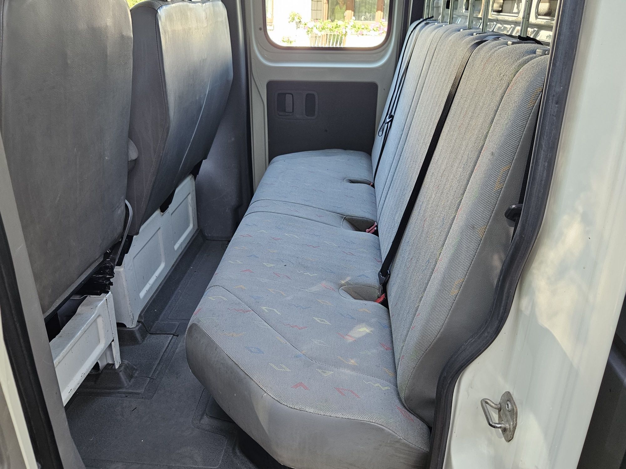 Vw Crafter 2.5 Tdi.  Doka 7 osób MAX brygadowka