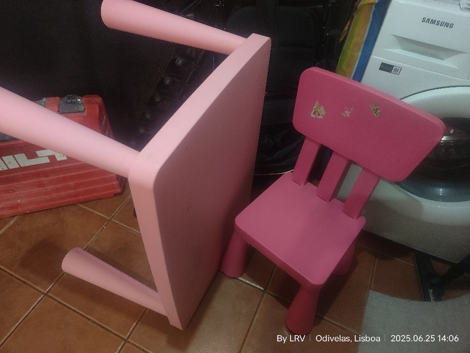 Mesa e cadeira criança ikea