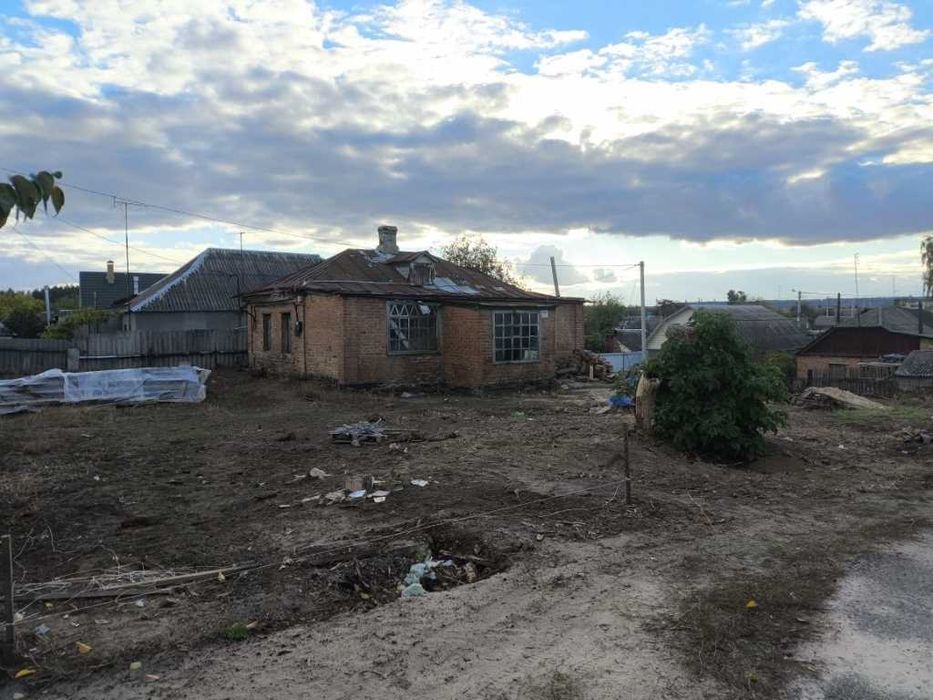 У продажі ділянка в Терешках.