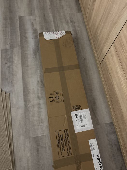 Movel de luxo novo nunca usado novo na caixa .