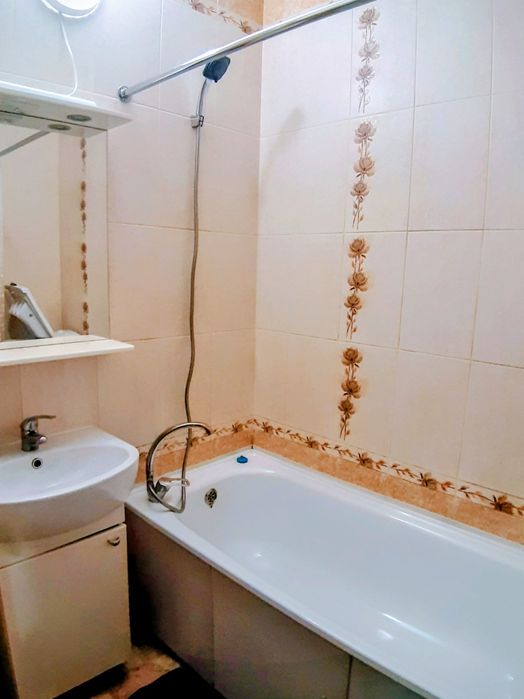 Подобово Богунія ЖК. Пр Мира 3.