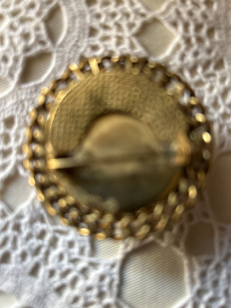 Alfinete moderno e original