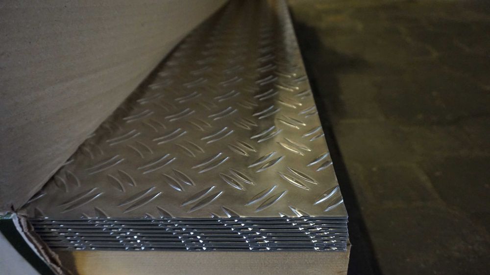 Blacha ryflowana aluminiowa, aluminium 3x1500x3000 gat. 5754 H114