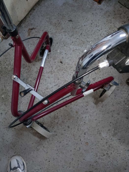 Продам ходунки Ролатор для взрослых.