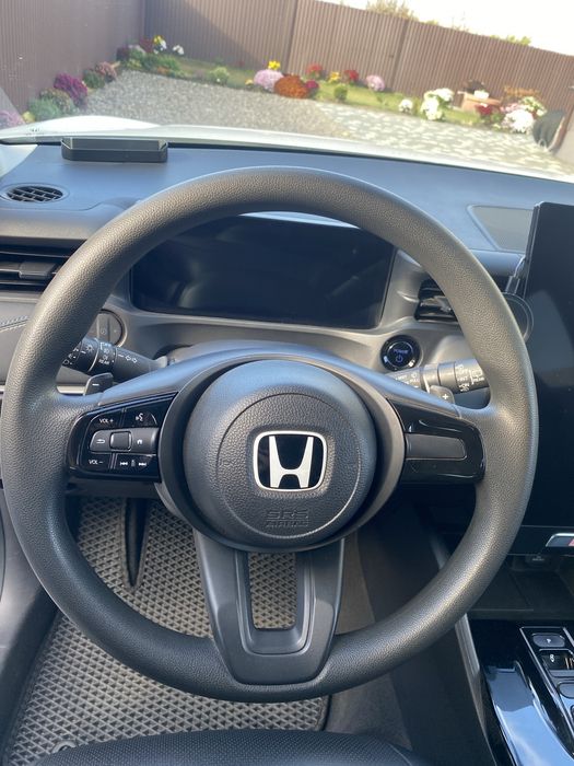 Honda e:NS1        .