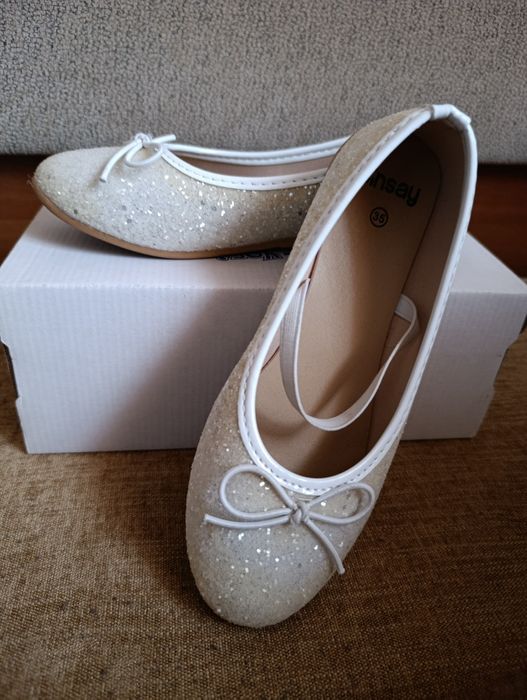 Балетки туфлі святкові білі р.35