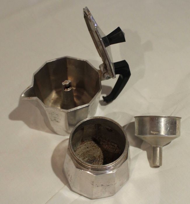 Cafeteira pequena Alumínio