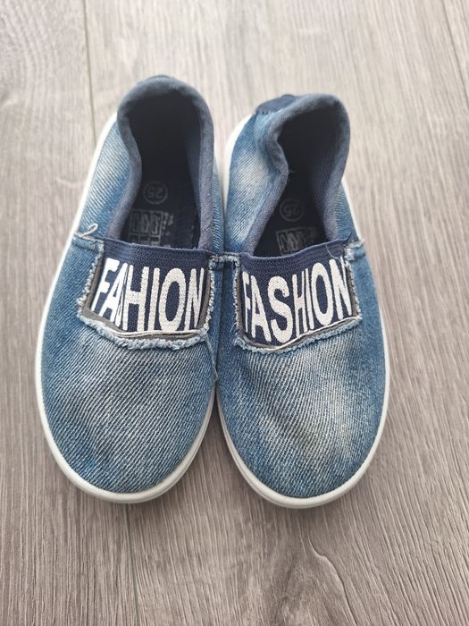 Кросівки взуття набір 25 розмір