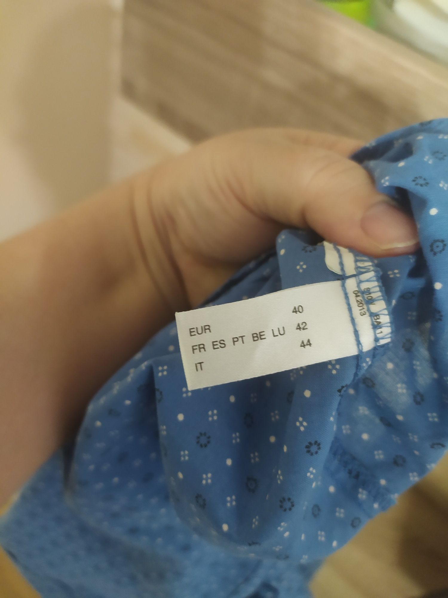 Koszula zapinana bluzka rozpinana L 40 we wzorki z krótkim rękawem