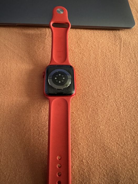 Розумний годинник Apple watch 6 44mm red