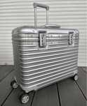31L RIMOWA Pilot Walizka TSA Alu 4 kolka 2016 kabinowa Aluminiowa LVMH