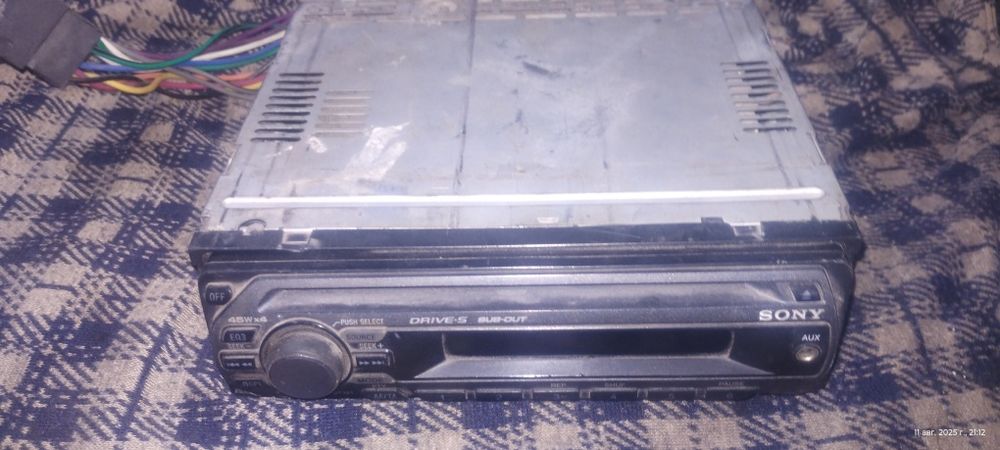 Магнитола Sony cdx-gt121