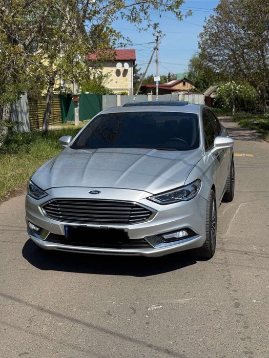 Ford fusion hybrid Titanium 2017.11