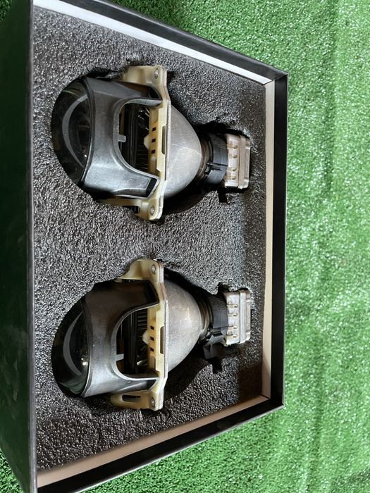 Лінзи оригінал БМВ е38