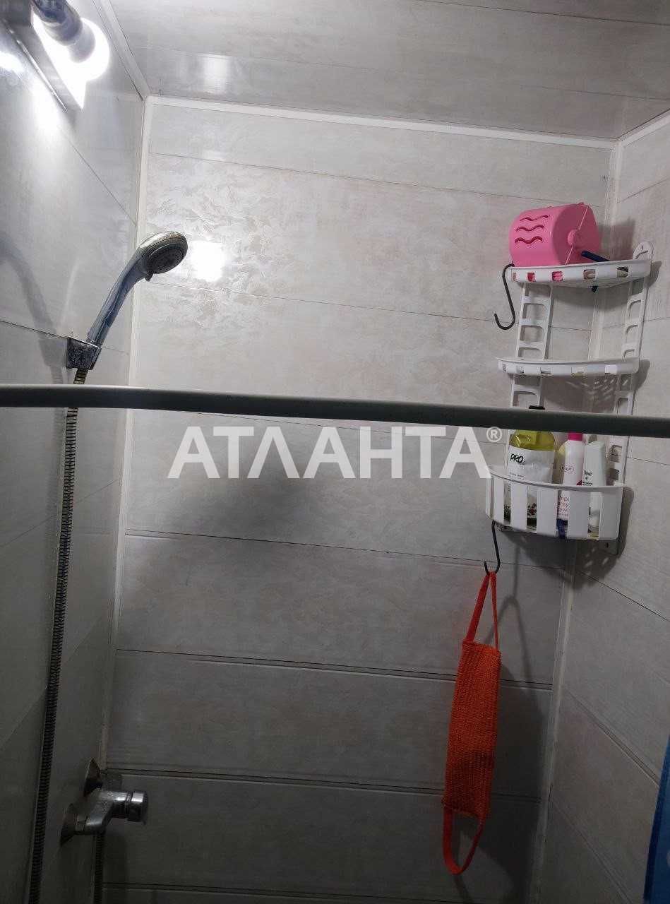 Добротный дом на шести сотках земли с госактом в Выгоде.