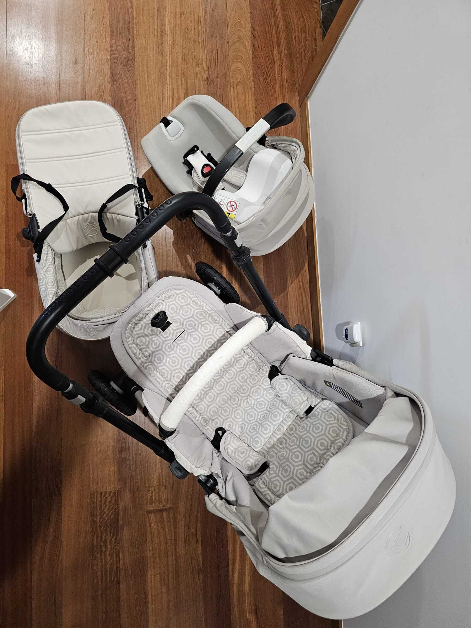 Conjunto Trio Jané Minnum + I-Koos + Micro + Base Isofix Geo