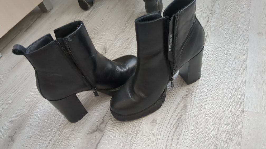 Lasocki skóra naturalna skórzane botki buty koturna słupki 39 eleganck