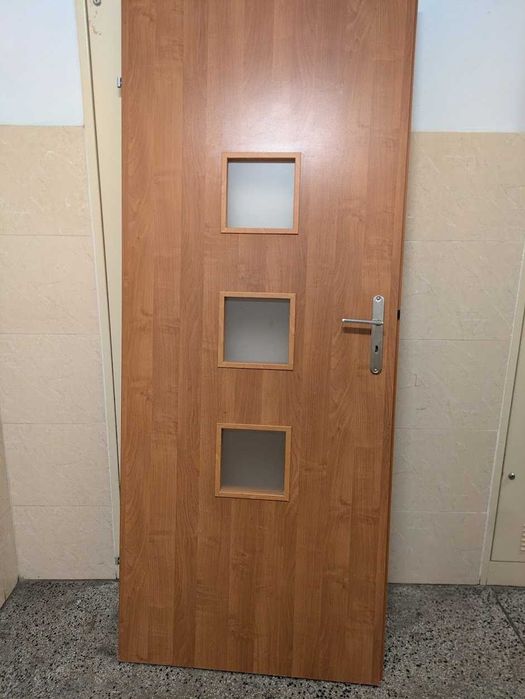 Drzwi wewnętrzne z ościeżnicami - możliwość transportu !