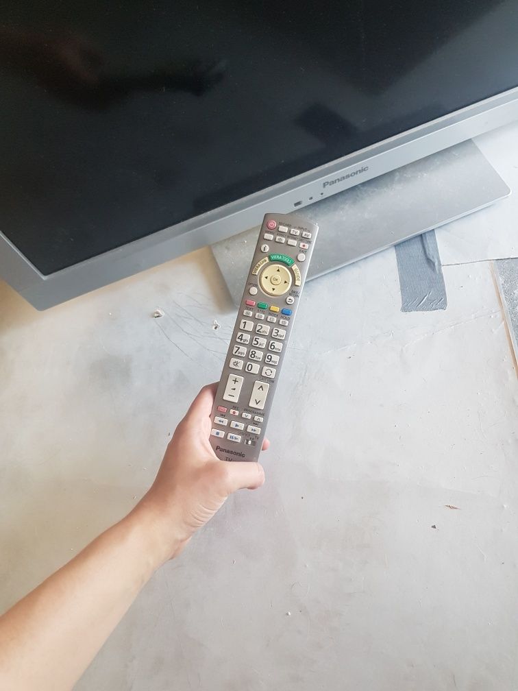 Telewizor Panasonic + pilot