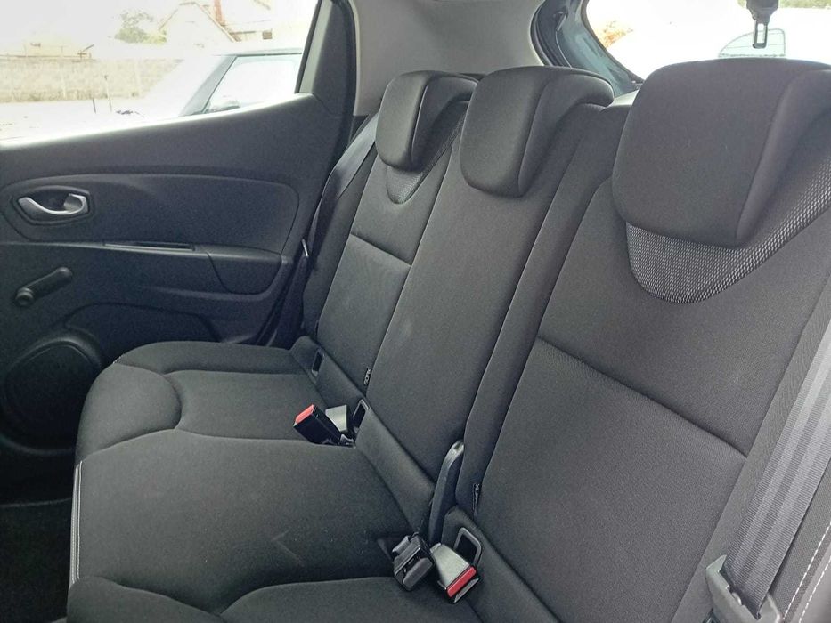 Renault Clio IV 1.2 16 V – Nacional ( pequeno sinistro )