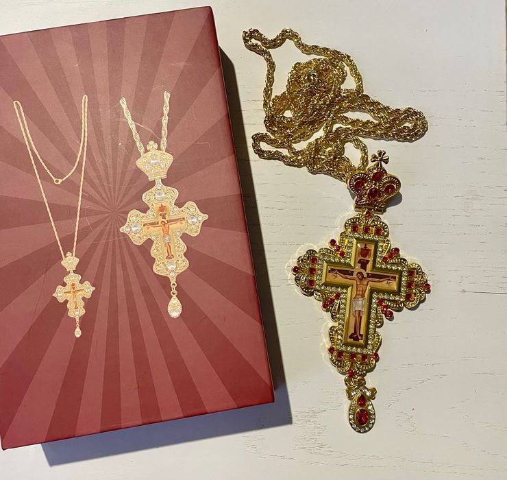 Хрест священника з прикрасою