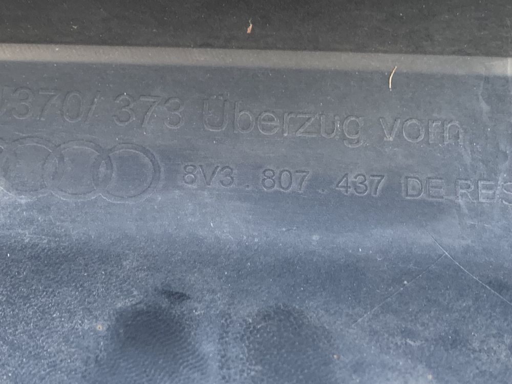 Audi A3 8V3 zderzak przedni przód zaślepki Xenon spryski PDC