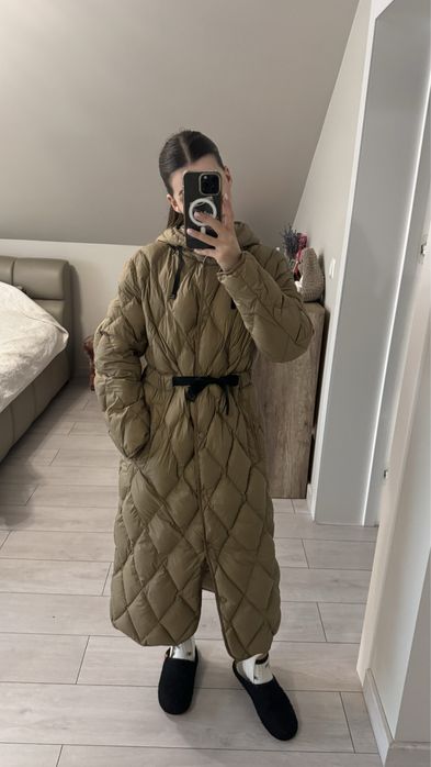 Пухова куртка zara