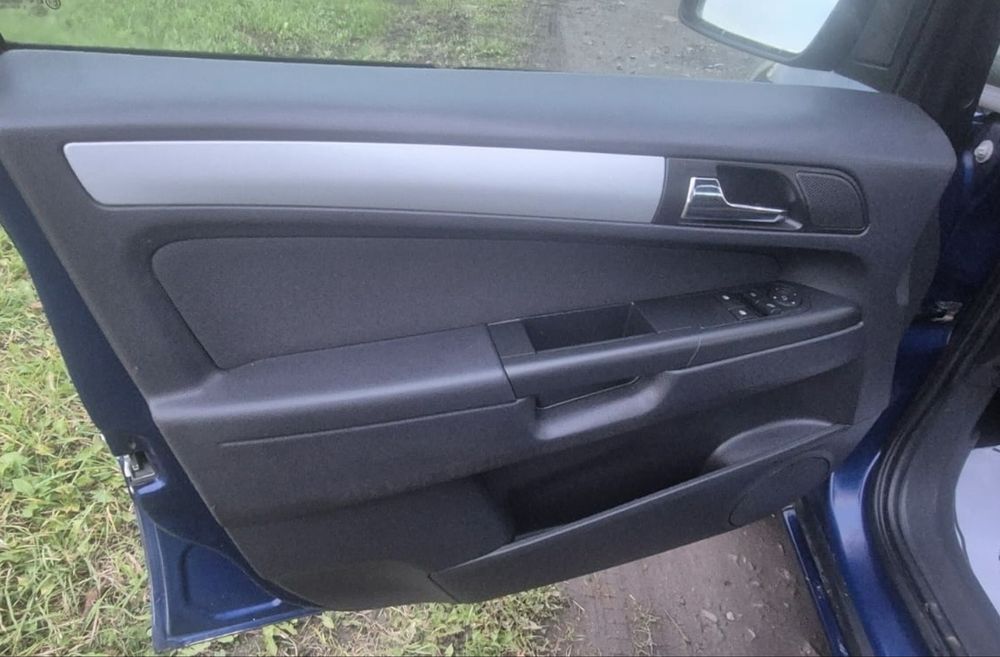 Opel Zafira 1,9 CDTI Rok 2009 ,, ZAPRASZAMY ,,