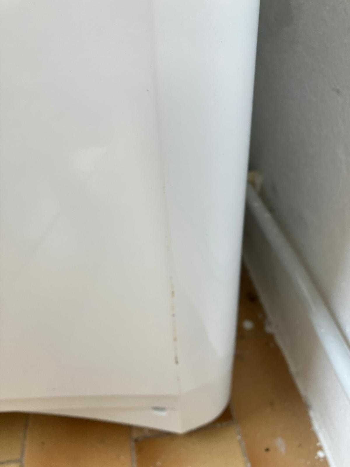Frigorífico Indesit TAA 5 V 1 (180 cm - 415 L - Branco)
