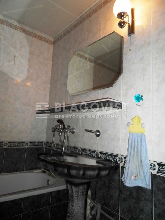 Продам 3-кімн. Драгоманова, 20. Позняки.