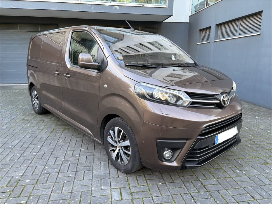 Toyota Proace 2.0 180cv automatica