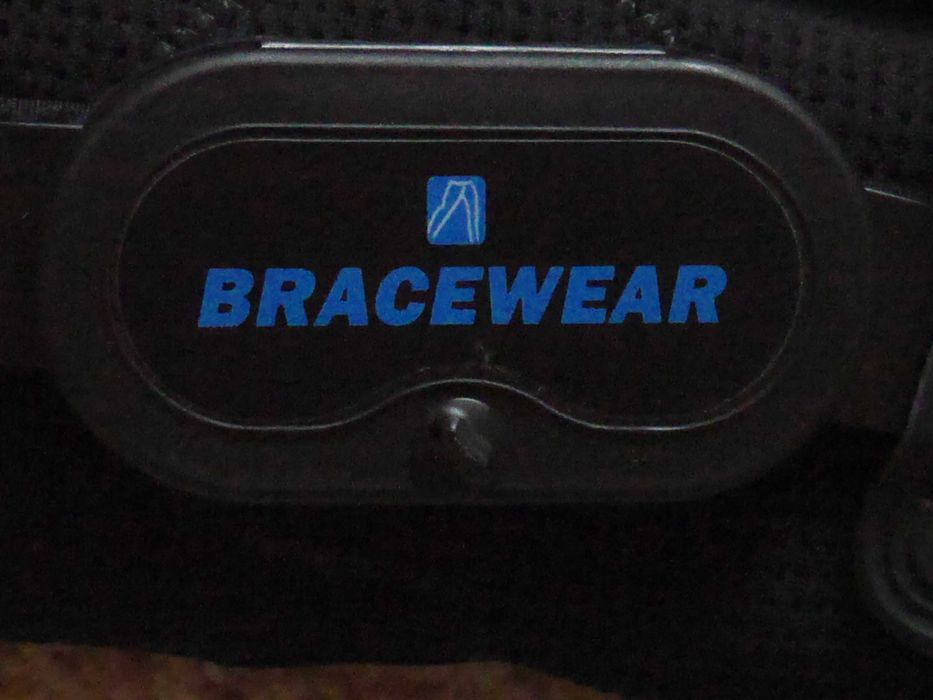 Ортез-тутор розмір М Bracewear .Висота-довжина-48 см