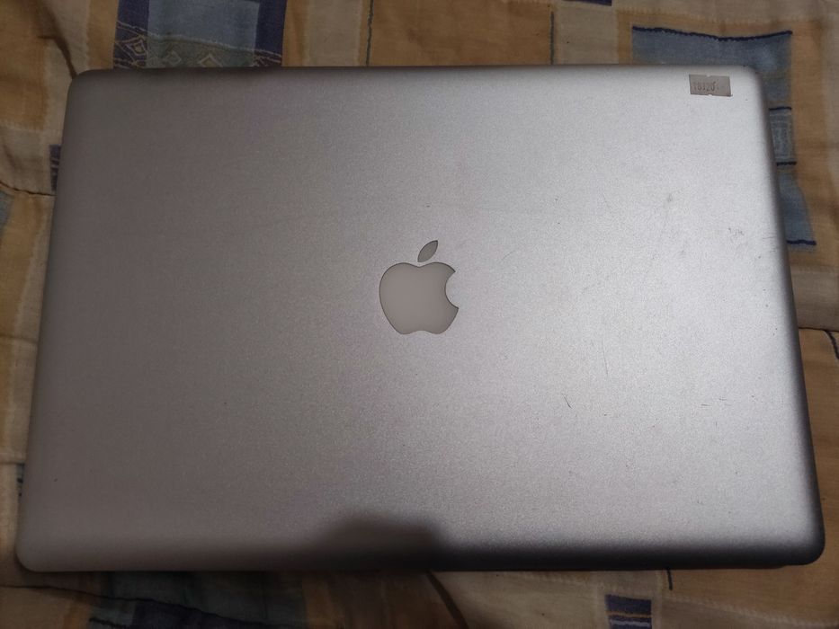 MacBook Pro 15" (Early 2011) - Para Peças
