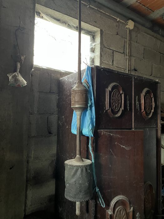 Cubas de inox, relador, prensa de lagar etc