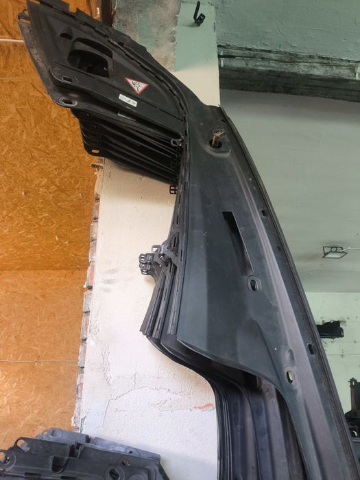 Osłona błotnika prawa lewa  f10 F11 fartuch BMW 5 części !