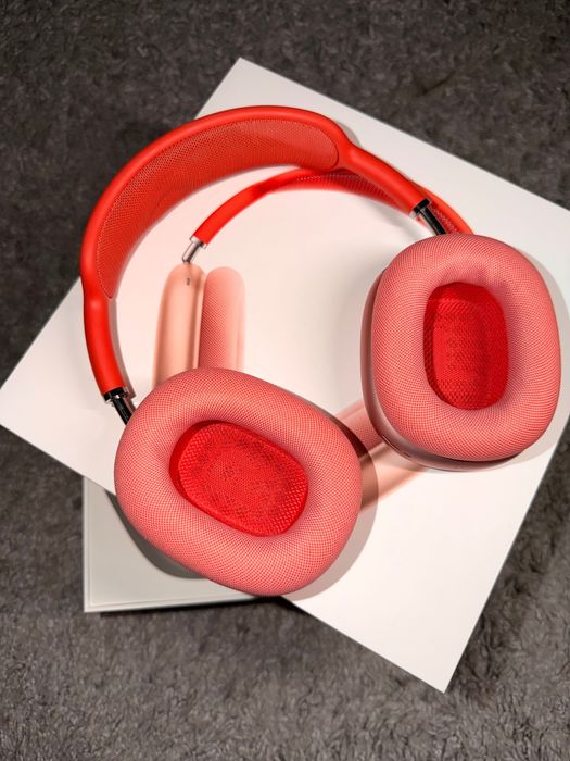 AirPods Max рожеві