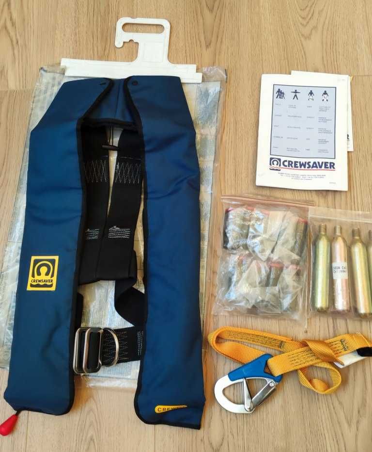 NOWA Pneumatyczna kamizelka ratunkowa Crewsaver Cerwfit 150 N