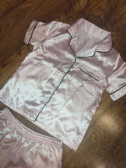 Piżama satynowa r. 140