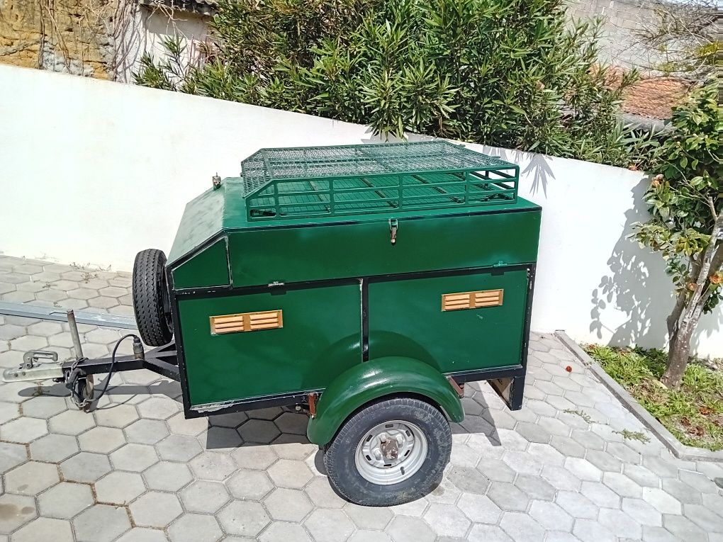 Atrelado de caça