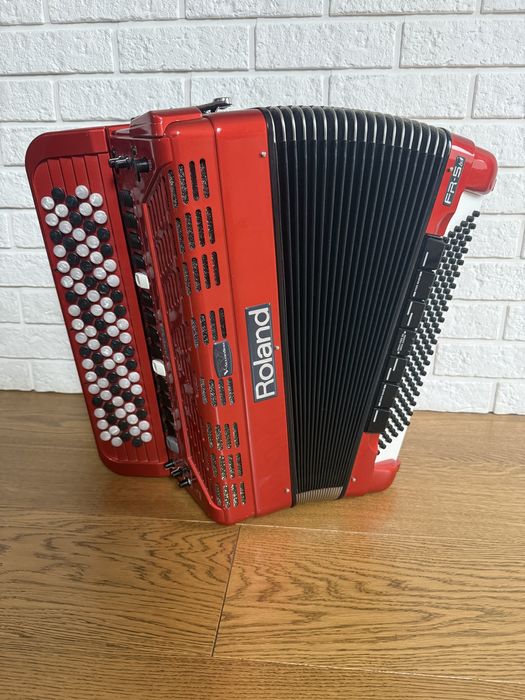 Akordeon guzikowy Roland fr5b