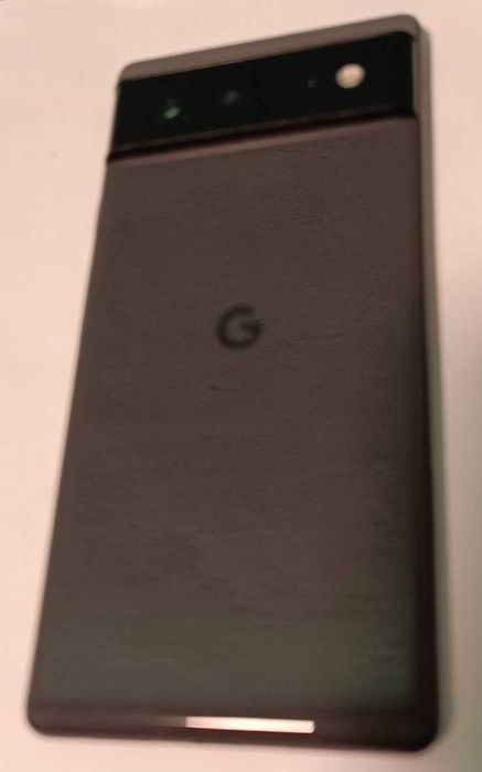 Телефон Google pixel 6 оригинал , есть скол на стекле,  Android 16