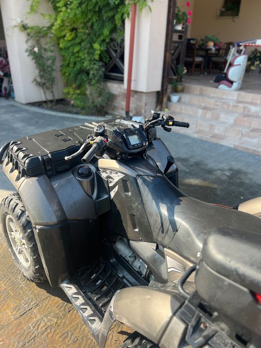 Квадроцикл Polaris 850